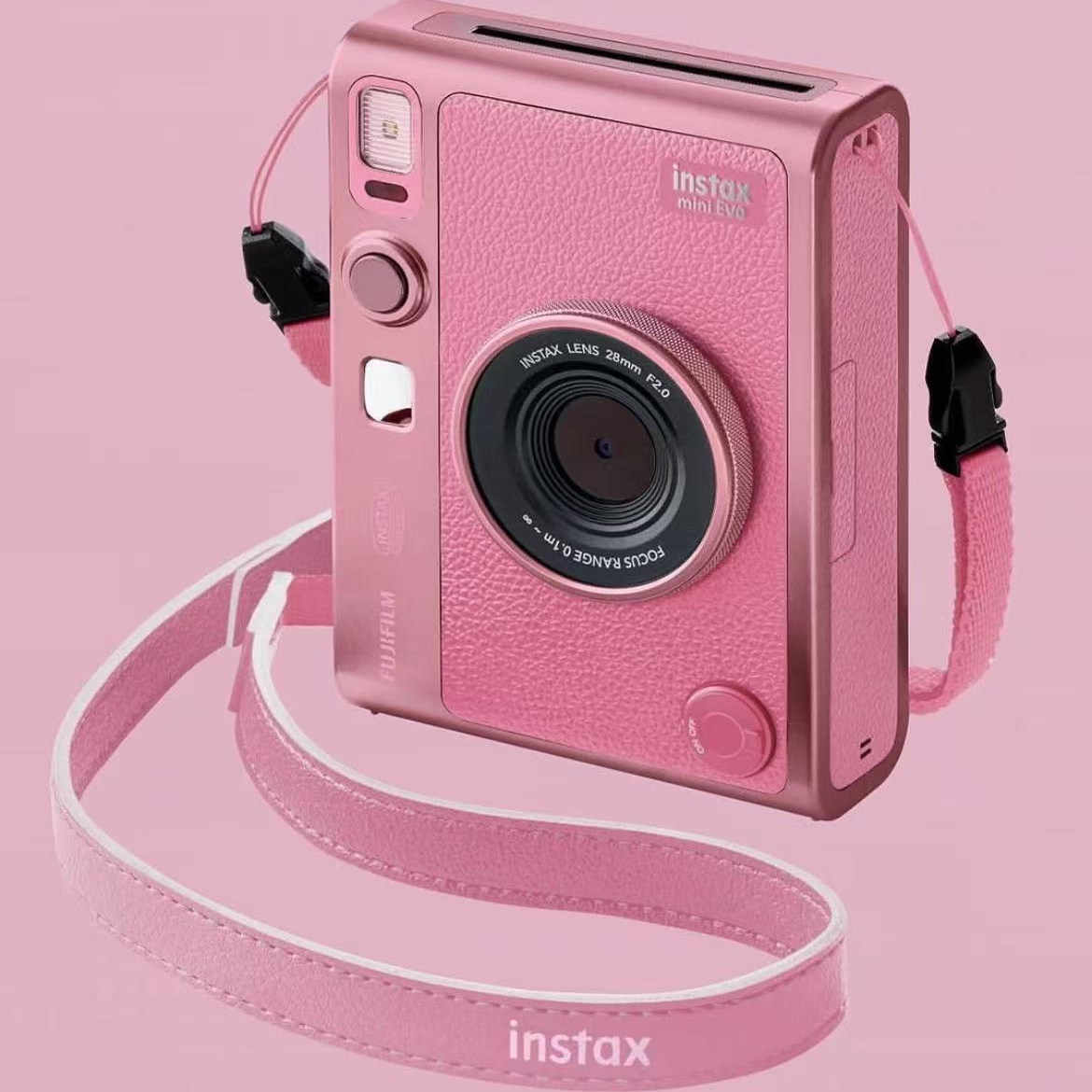 Retro aparat Fujifilm, aparaty – Photography Young recenzja i cena